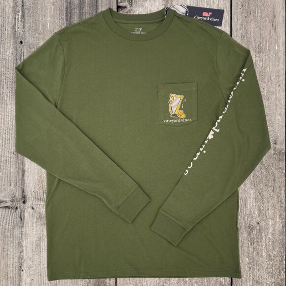 VINEYARD VINES HARP LEPRECHAUN WHALE POCKET TEE, SIZE MEDIUM - Picture 2 of 6